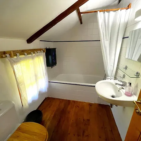 Holiday home Dum U Dvou Lip / The Two Lime Trees Javornik (Hradec Kralove)